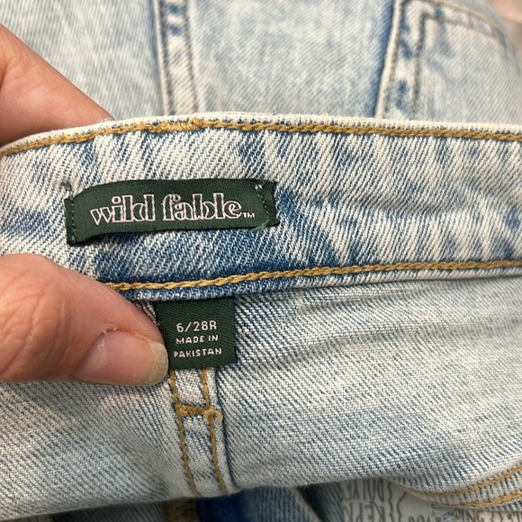 Wild Fable Blue Jean Shorts High-Waisted Cuffed size 6/28R. - Picture 5 of 7